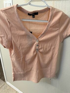 Lulu's Peach Ribbed Henley Short Sleeve Top